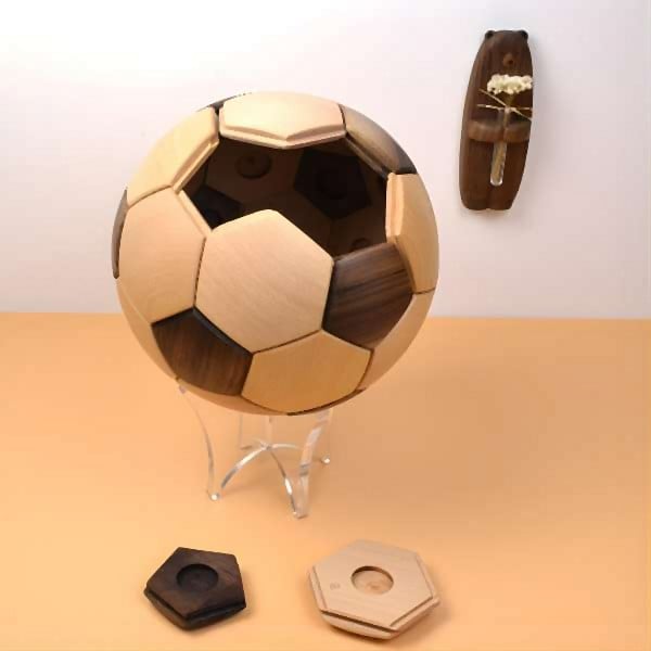 Metra Holz-Fußball, 12010