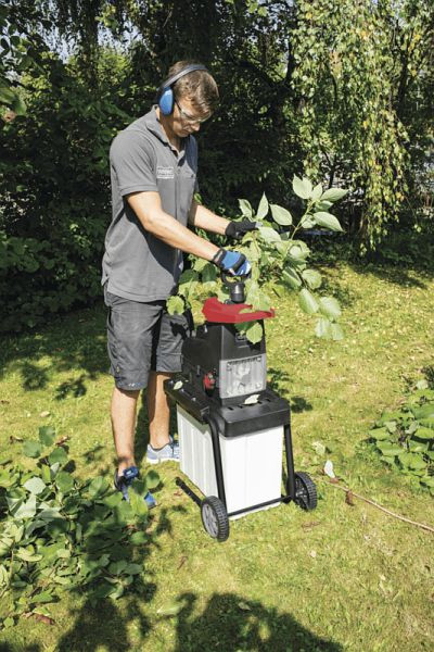 Scheppach Elektro-Gartenhäcksler GS60 inkl. Fahrvorrichtung & Auffangsack, Walzenhäcksler, 2800 W, 5904403901